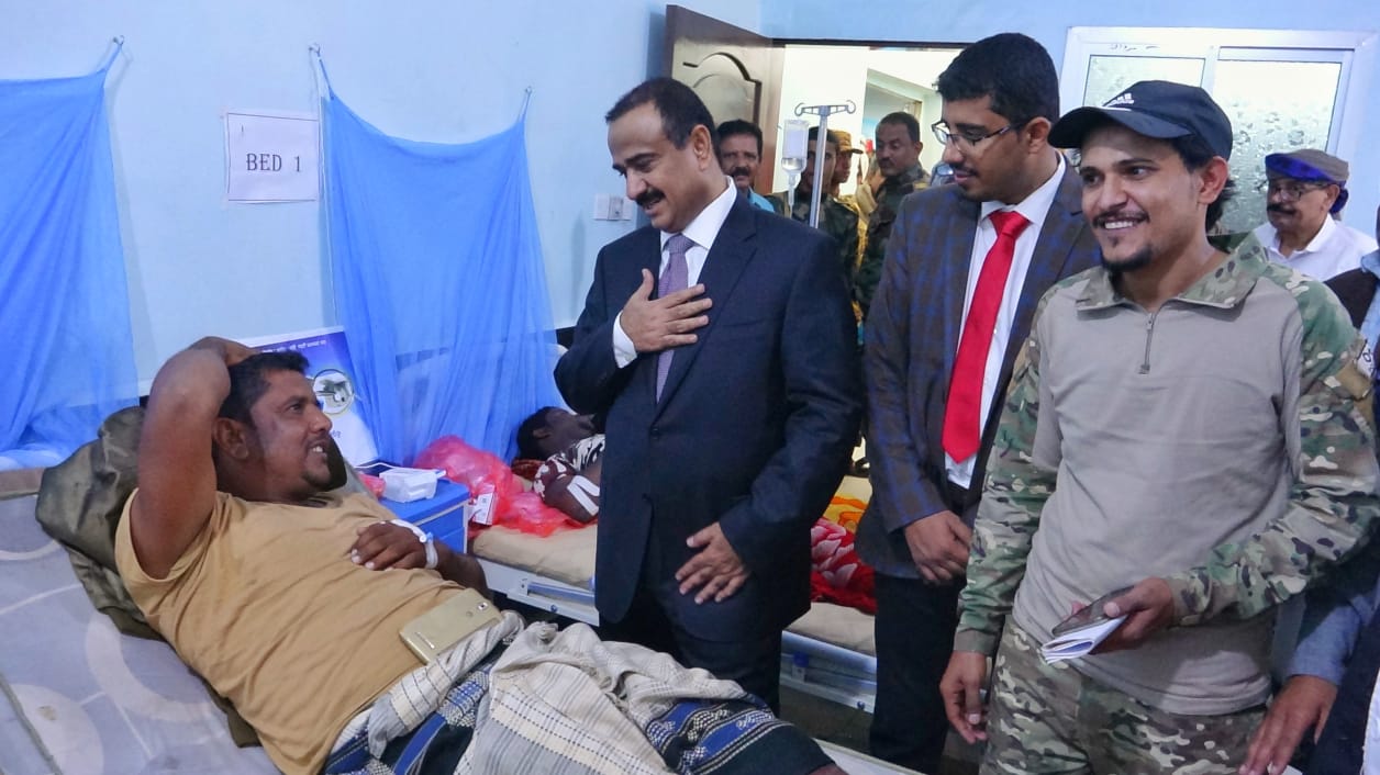 محافظ شبوة يشيد بتضحيات الجيش الوطني والعمالقة والمقاومة الشعبية في جبهات المحافظة 