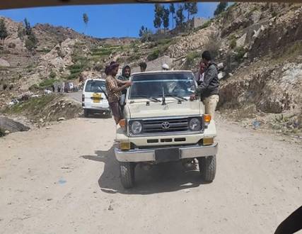 الشرعية تتقدم في الجوف وتبدأ تطهير شبوة