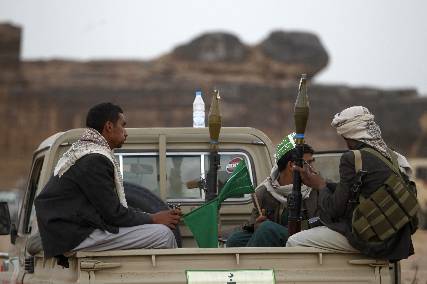 صحيفة: الحوثيون يقتحمون مسجد دائرة التوجيه المعنوي ويطردون خطيبه المعتمد