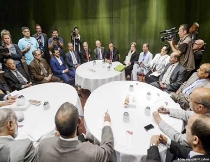 الحوثيون يعكرون المفاوضات بشروط جديدة