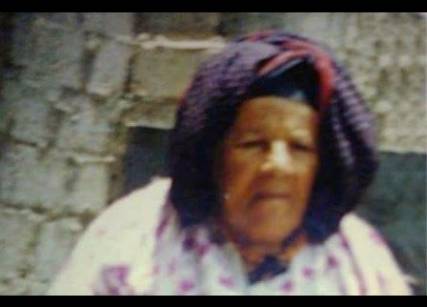 "تحفة" يمنية سبقت توكل كرمان بستين عاماً