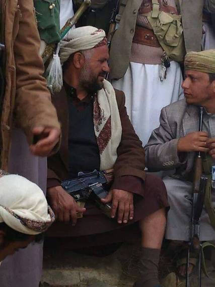 زعيم قبلي لمندب برس: مؤشرات واضحة على بدء حسم المعركة في إقليم آزال