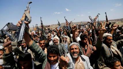 أنباء عن سقوط جبل "جالس" في لحج بيد الحوثيين ومقتل 7 مدنيين