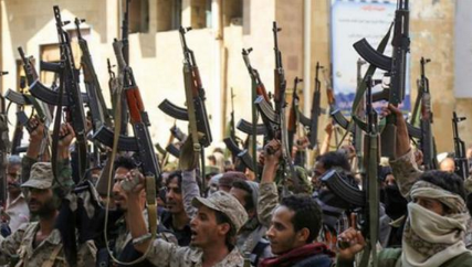 ميليشيا "الحوثي- صالح" تشارك "القاعدة" في تجارة السلاح والنفط