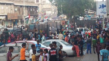 الزبيدي وشائع يعودان من الإمارات وإتفاق على نشر الآلاف من الجنود في عدن