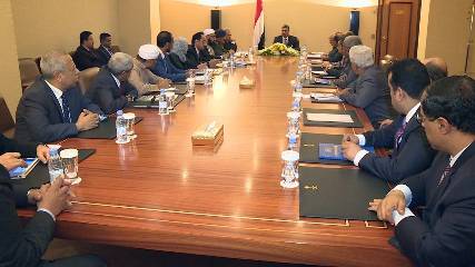 مجلس الوزراء يناقش تداعيات إعصاري " تشابالا " و "ميج " وتطورات الأوضاع العسكرية في البلاد