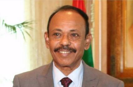 مندب برس ينشر أخر تصريح لمحافظ عدن قبل مقتله بيومٍ واحد 