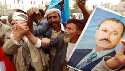 خلافات كبيرة بين الانقلابيين على تنفيذ القرار 2216 واطلاق سراح المعتقلين 