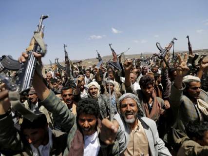 المقاومة تصوّب على دفاعات التمرد قرب صنعاء