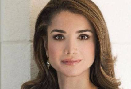 شاهد صور .. زوجة ملك الأردن ترد على "شارلي إيبدو"