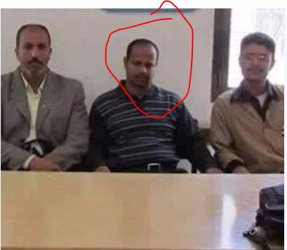 "مندب برس" ينشر اسم وصورة المدرس الذي اعتدى على طلاب مدرسة الكويت اثناء طردهم للحوثي