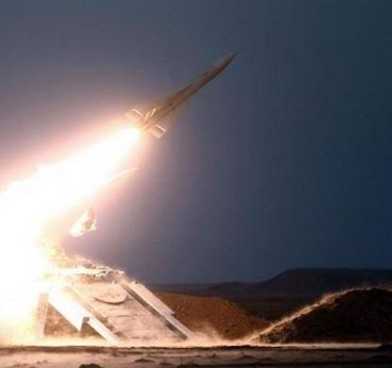 المقاومة تطلق أول صاروخ «باليستي» ضد الحوثيين من قاعدة العند والقوات السودانية تصل "كرش"