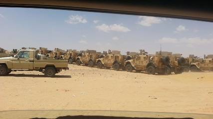 وصول تعزيزات عسكرية جديدة إلى المنطقة العسكرية الثالثة بمأرب وطيران التحالف يقصف مواقع الحوثيين