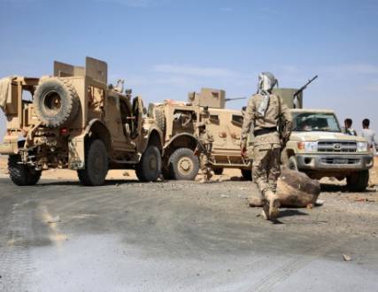 السيطرة على مناطق استراتيجية في «نهم» تعزز الزحف إلى صنعاء