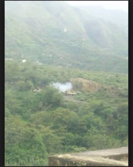 وسط تجاهل وصمت مريب .. مليشيا الحوثي تقصف عزل "حزم العدين" بالصواريخ بشكل عشوائي