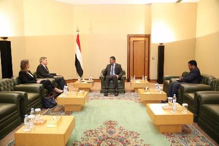 بحاح يؤكد استعداد الحكومة للسلام شريطة التزام الحوثيون وصالح بتنفيذ القرارات الدولية