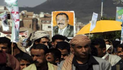 لجنة مشتركة لتقريب وجهات النظر بين الشرعية والانقلابيين