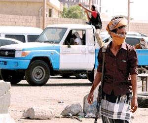 مصرع 18 انقلابياً باشتباكات وقصف للتحالف على تعز
