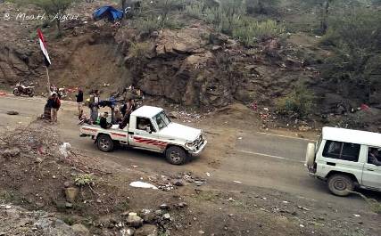 إب: مقتل 3 حوثيين في هجوم على نقطة لهم بالرضمة والمليشيات تشن حملة اعتقالات واسعة بحق المواطنين