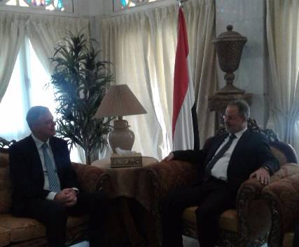 المخلافي: الحكومة جادة في السلام ولا ترغب بإقصاء أحد وعلى الأمم المتحدة الضغط على المتمردين